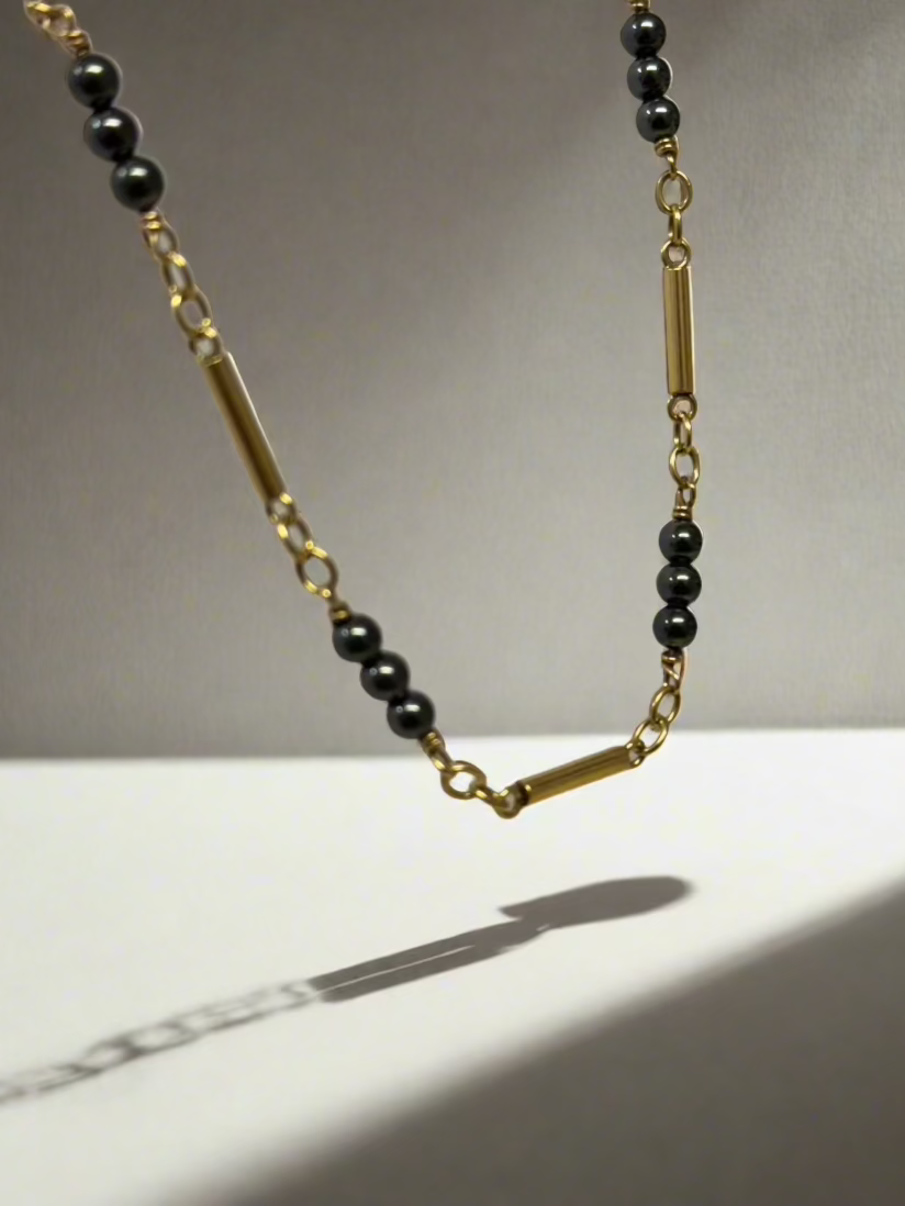 Previously Owned 9ct Yellow Gold Hematite Bead & Tube Link Necklace