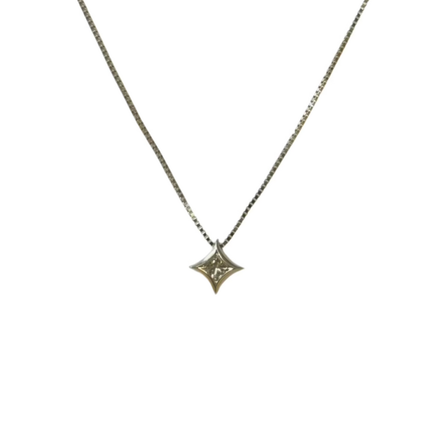 Previously Owned 14ct White Gold Princess Cut Diamond Star Pendant & Chain