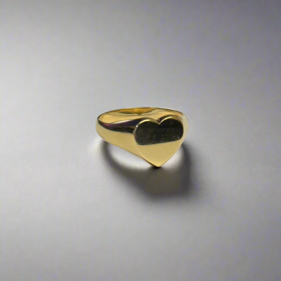 Previously Owned 9ct Yellow Gold Heart Signet Ring